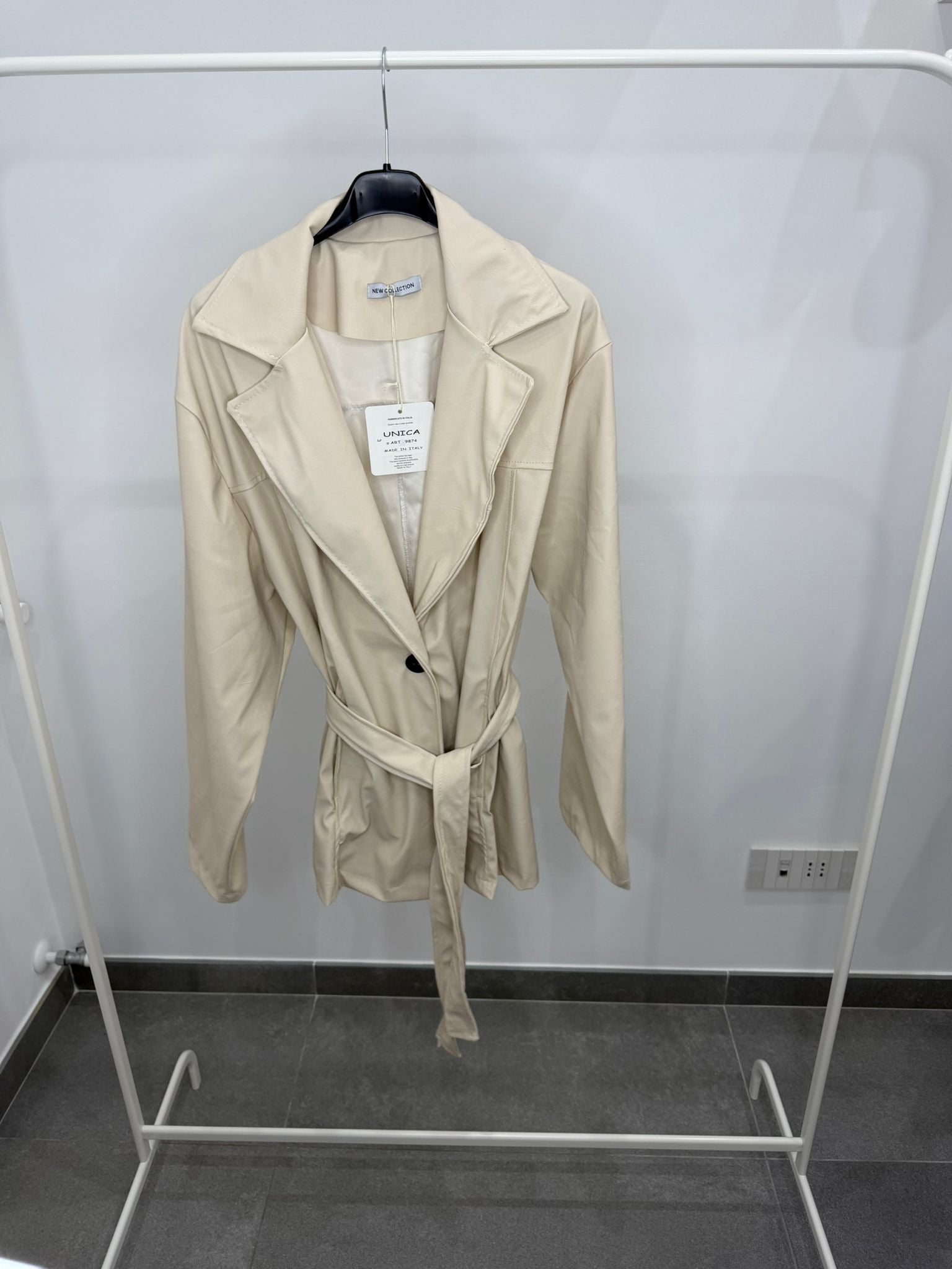 TRENCH CURVY IN ECOPELLE